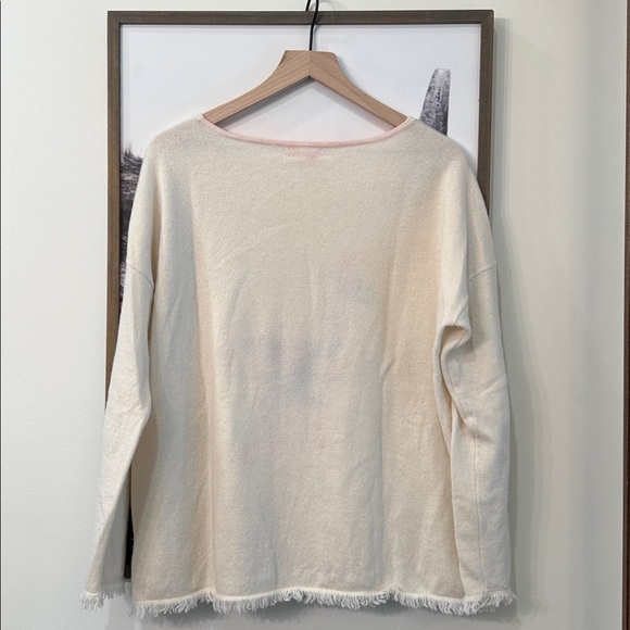 Lilly Pulitzer Llama 🦙 Cashmere Sweater 💕 - Picture 2 of 11